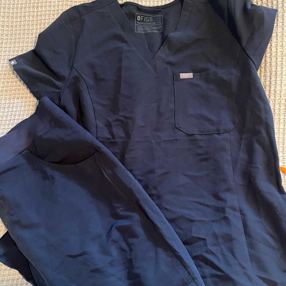 Figs Gray Scrub Set